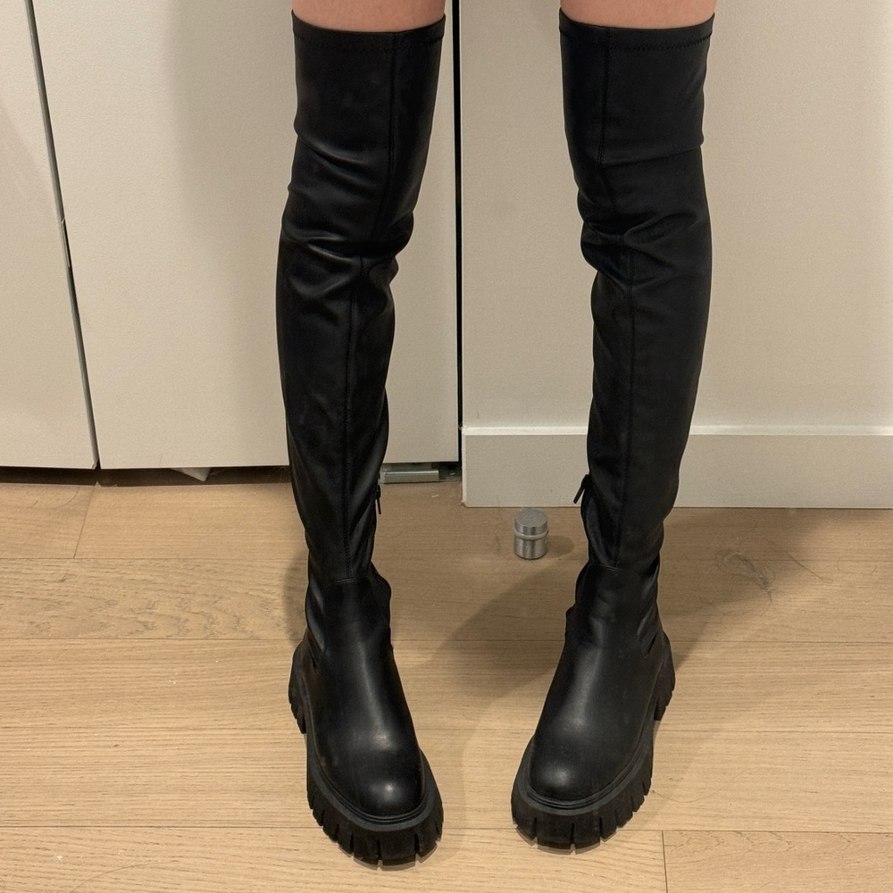 ZARA OVER THE KNEE BOOTS